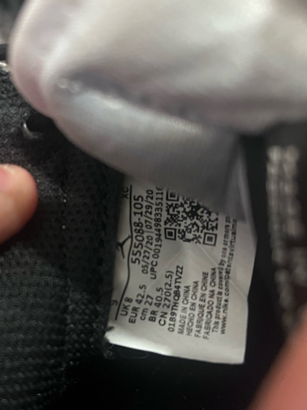 Air Jordan 1 Retro High OG Dark Mocha - Picture 3 of 16